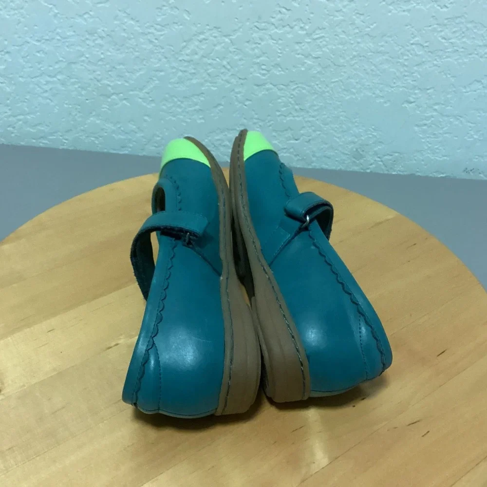 LIVIE & LUCA Teal Neon Green Patent Toe Strap Mary Jane Shoes Kids‎ Size 1